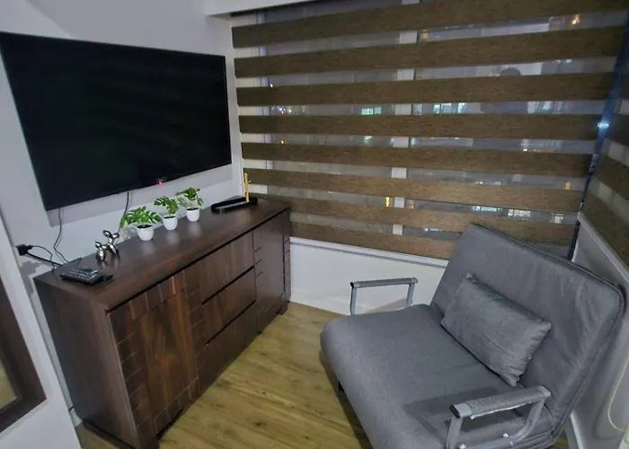 Casa Rosa3 2br Loft In Bgc 5 People